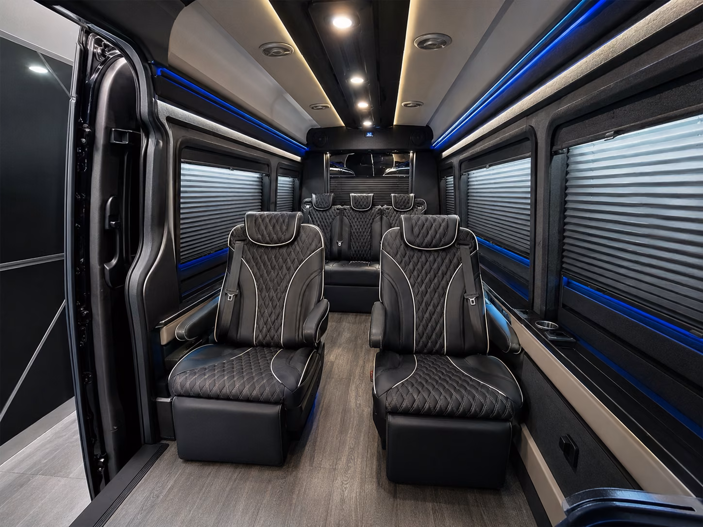 airport transportation for sports teams traveling through eden prairie