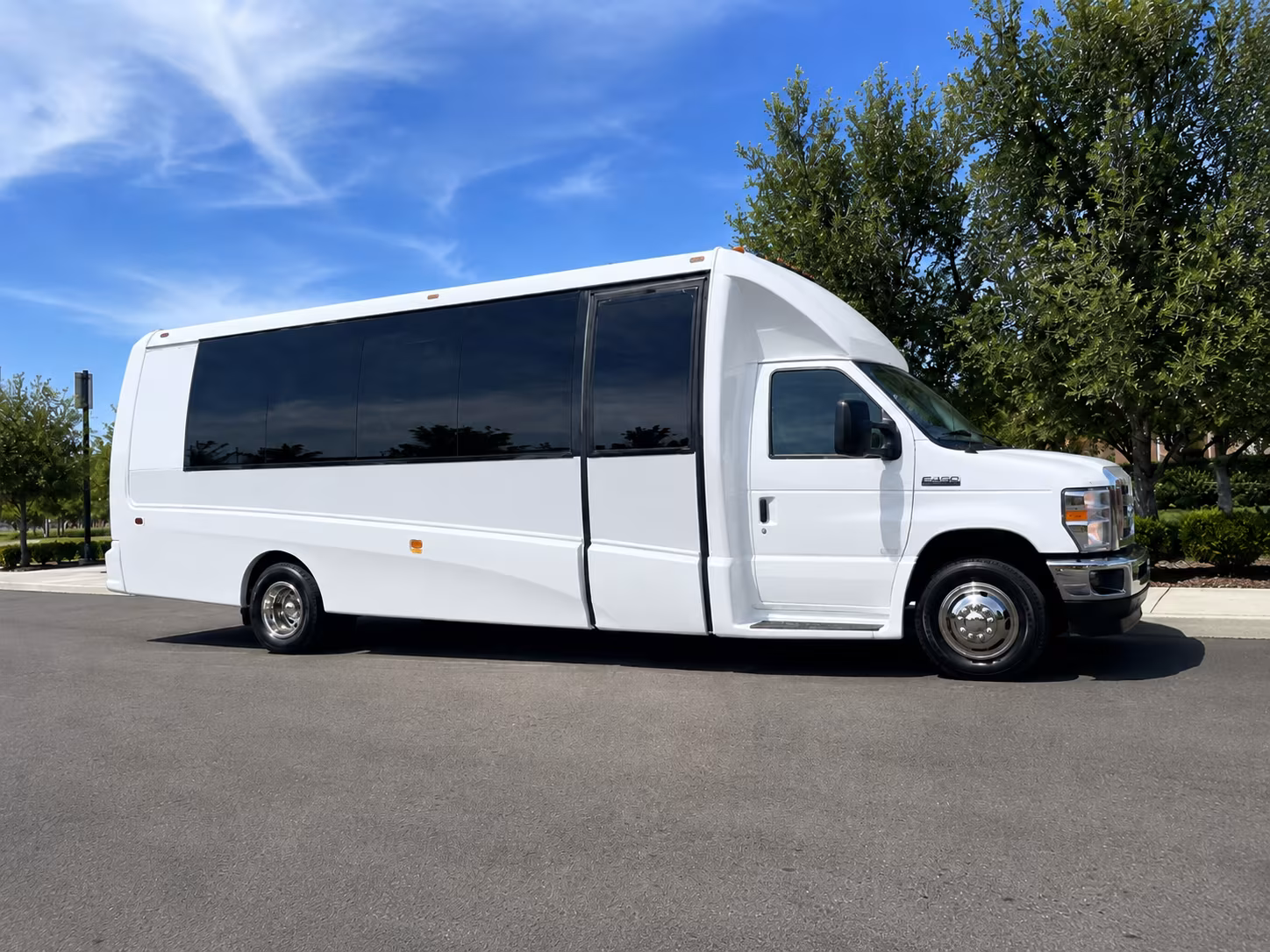 bus rentals for trade shows and convention travel from eden prairie