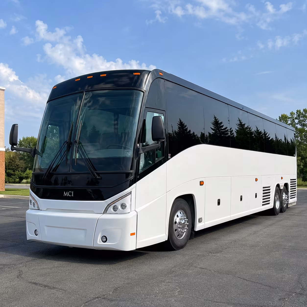 flying cloud airport fcm and regional airfield transfers near eden prairie